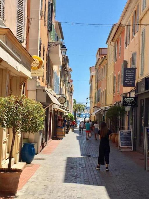 شقة Escapade Au Coeur De Sanary المظهر الخارجي الصورة