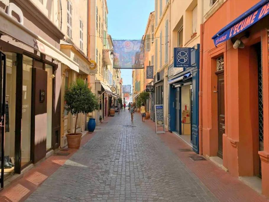شقة Escapade Au Coeur De Sanary المظهر الخارجي الصورة